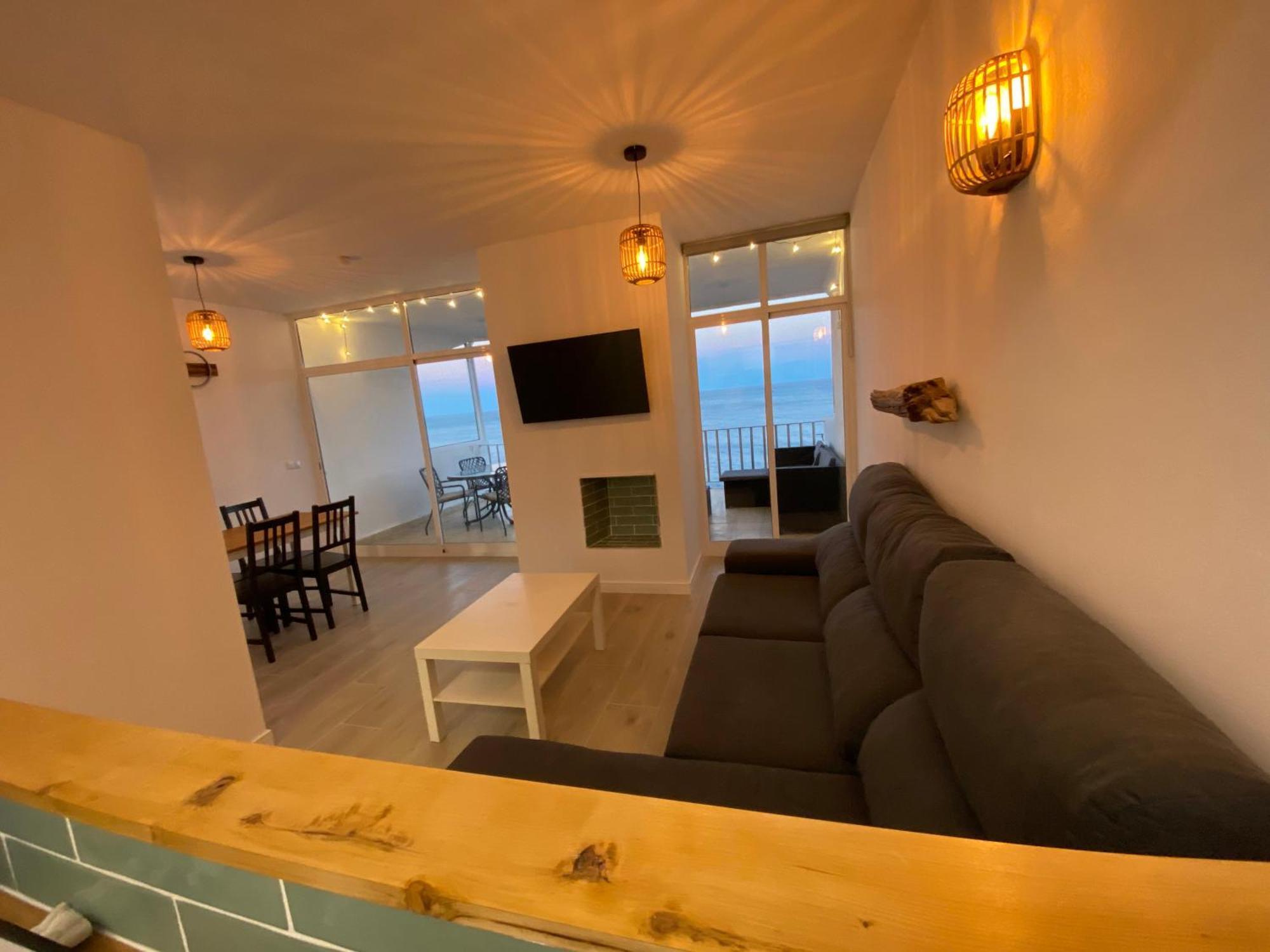 Appartement Beachfront, Top Floor Corner 2-Bed, Estepona Paseo Extérieur photo
